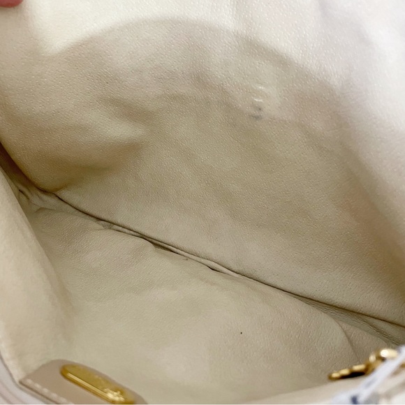 ❤️SOLD❤️Gucci vintage micro monogram canvas and leather clutch bag - Picture 6 of 9